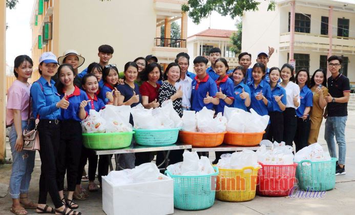 Đồng Xoài: Thành lập đội tình nguyện “Tiếp sức mùa thi” và “Tuyên truyền phòng, chống dịch Covid-19”