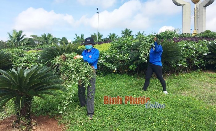 Sôi nổi hoạt động “Ngày thứ 5 lao động cộng sản”
