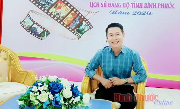 Tạ Minh Tâm - cán bộ đoàn nhiều tài lẻ
