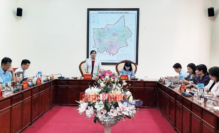 Họp hội đồng thi n&acirc;ng ngạch c&ocirc;ng chức tỉnh B&igrave;nh Phước năm 2020