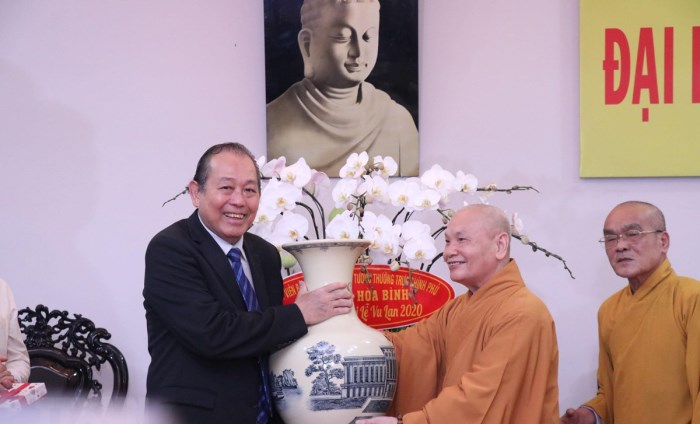 Phó Thủ tướng Trương Hòa Bình chúc mừng lễ Vu Lan-báo hiếu