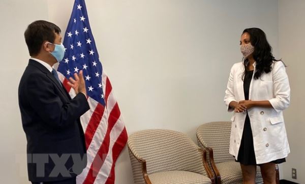 Hà Nội trao tặng thành phố New York 2 tấn khẩu trang