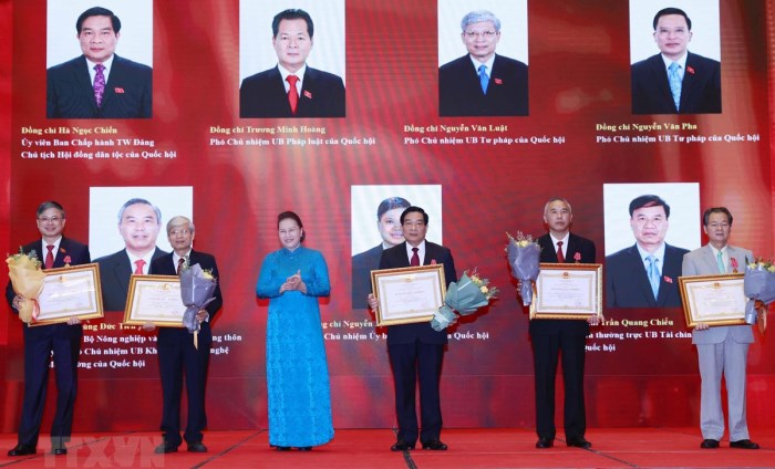 Lễ kỷ niệm Cách mạng tháng Tám và Quốc khánh 2-9 tại Nhà Quốc hội