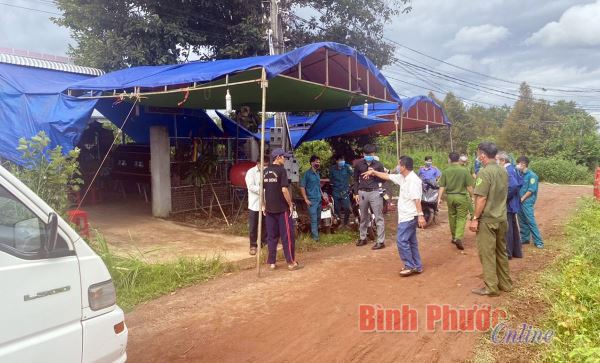 Phát hiện người đàn ông tử vong lõa thể trong phòng ngủ