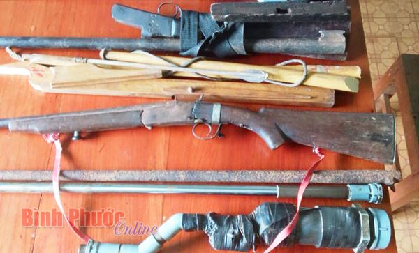 Mở đợt cao điểm vận động to&agrave;n d&acirc;n giao nộp vũ kh&iacute;