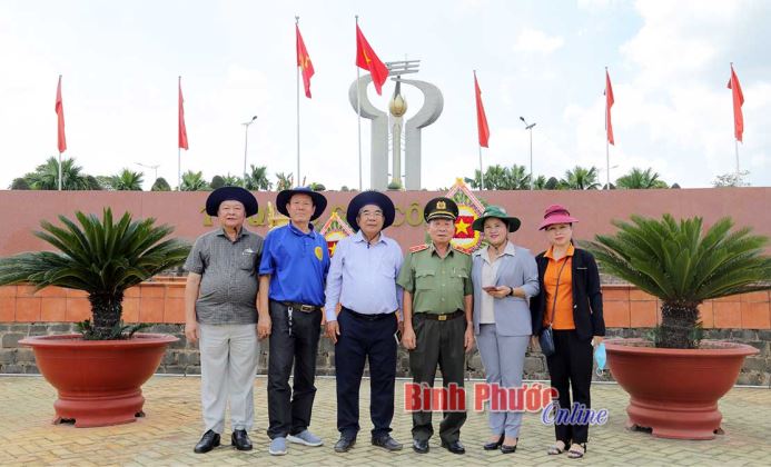 Nhiều hoạt động ý nghĩa của đoàn cựu cán bộ Đoàn Thanh niên Việt Nam - phía Nam tại Bình Phước