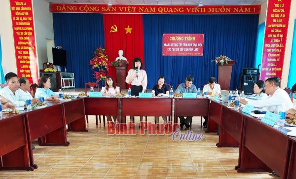 Bộ Tư ph&aacute;p khảo s&aacute;t t&igrave;nh h&igrave;nh thực hiện c&aacute;c ti&ecirc;u ch&iacute; tiếp cận ph&aacute;p luật tại x&atilde; T&acirc;n Hưng