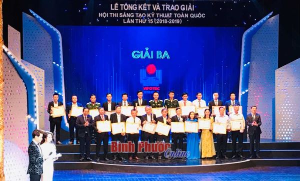 B&igrave;nh Phước đạt 2 giải thưởng tại Hội thi S&aacute;ng tạo kỹ thuật to&agrave;n quốc