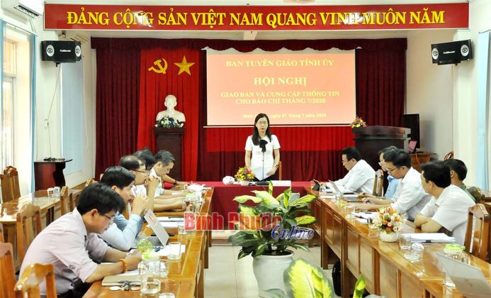 Đẩy mạnh tuyên truyền đại hội Đảng bộ các cấp, tiến tới Đại hội XIII của Đảng