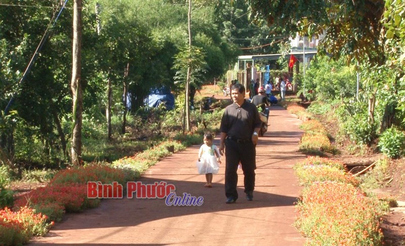 Những tuyến đường &ldquo;&yacute; Đảng, l&ograve;ng d&acirc;n&rdquo;