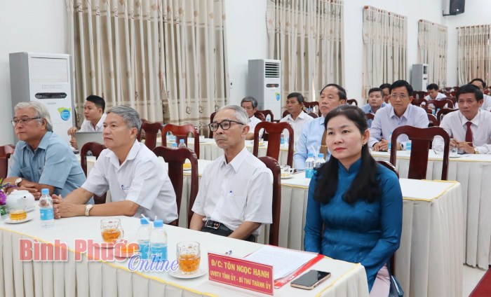 Thành ủy Đồng Xoài gặp mặt kỷ niệm ngày truyền thống các ban xây dựng Đảng và văn phòng cấp ủy