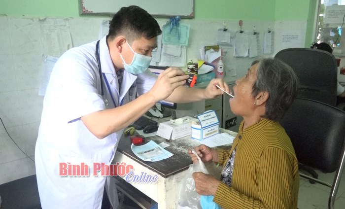 Trung tâm Y tế Chơn Thành khám chữa bệnh cho hơn 100 ngàn lượt bệnh nhân