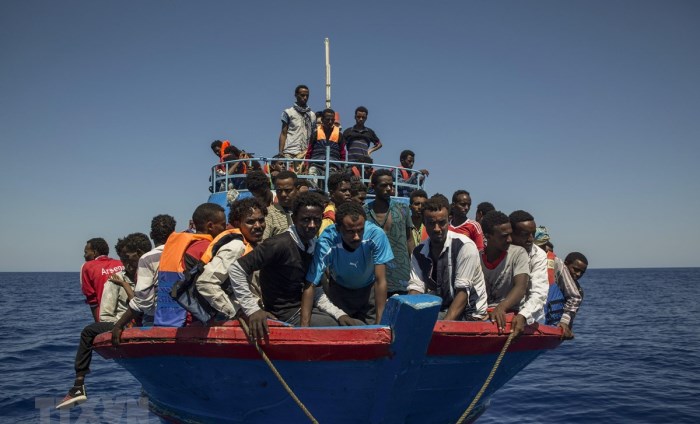 Libya bắt giữ chỉ huy lực lượng bảo vệ bờ biển tham gia buôn người