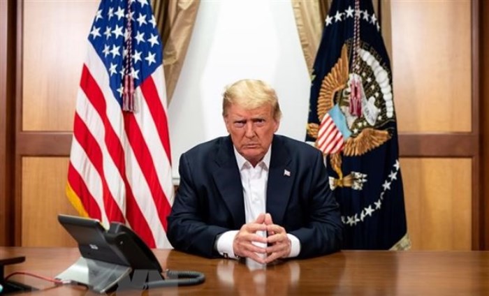 Tổng thống Donald Trump xuất viện sau ba ngày điều trị bệnh COVID-19