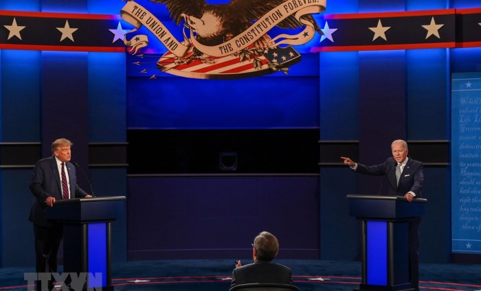 Tổng thống Mỹ Trump trông đợi cuộc tranh luận vào ngày 15-10