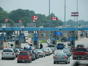 Mỹ sẽ chống tội phạm xuyên biên giới với Canada