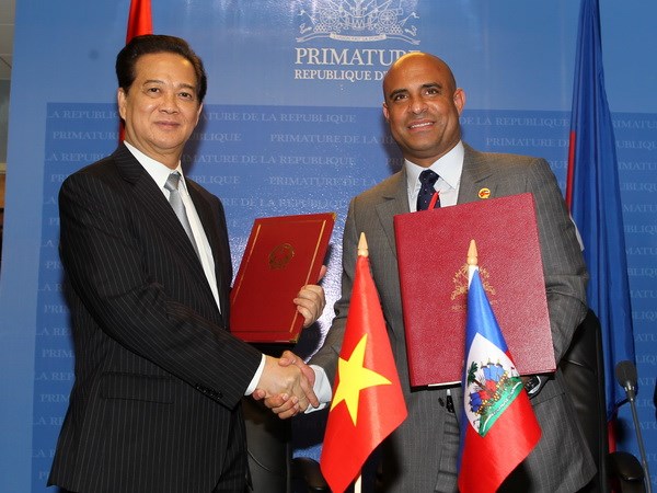 To&agrave;n văn tuy&ecirc;n bố chung cấp cao giữa Việt Nam v&agrave; Haiti