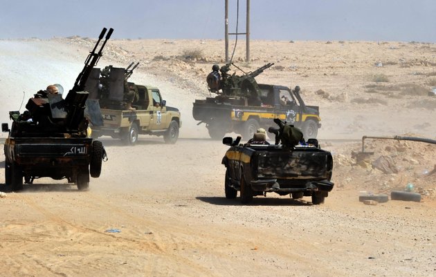 Lực lượng Libya chiếm sân bay của Sirte  