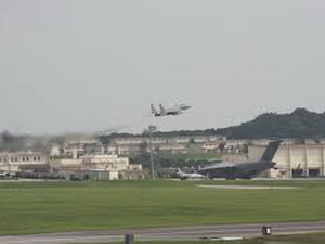 Nhật, Mỹ nhất trí di chuyển một phần căn cứ Kadena