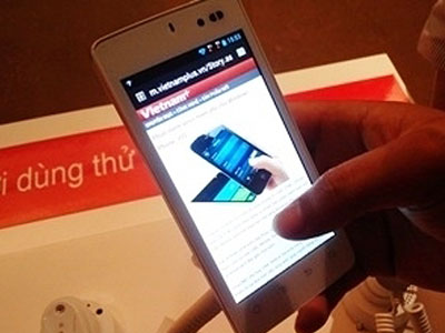 Ch&iacute;nh phủ y&ecirc;u cầu kiểm tra vụ "Đồng loạt tăng gi&aacute; 3G"