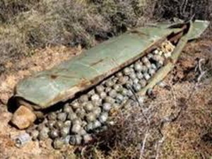 Bom chùm vẫn còn được cất giữ tại 69 quốc gia 