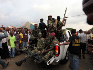 LHQ và Pháp bác yêu cầu rút quân khỏi Cote d'Ivoire