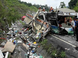 Tai nạn xe buýt ở Malaysia, 26 khách Thái thiệt mạng