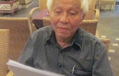 Đ&igrave;nh chỉ c&ocirc;ng t&aacute;c Ph&oacute; chủ tịch phường ăn chặn lương hưu