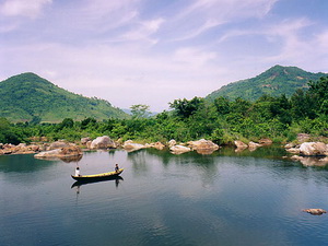 Vịnh Cam Ranh - Dải lụa xanh tuyệt đẹp của VN 