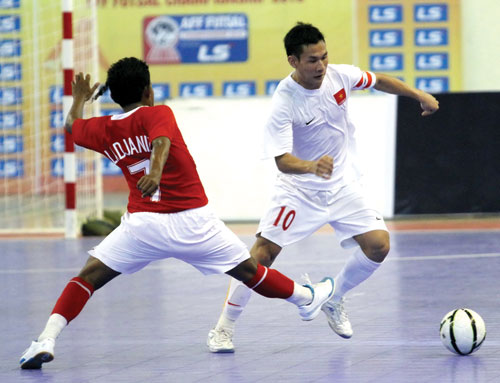 Futsal Việt Nam vào bán kết