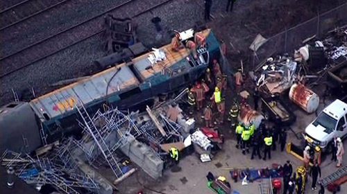 Tàu trật bánh ở Canada: 6 người chết, 42 bị thương 