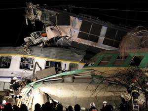 Ba Lan: Quốc tang tưởng nhớ nạn nhân vụ tàu hỏa