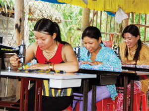 LHQ kêu gọi trao thêm quyền phụ nữ nông thôn 
