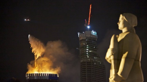 Cháy lớn tại tòa tháp cao nhất châu Âu