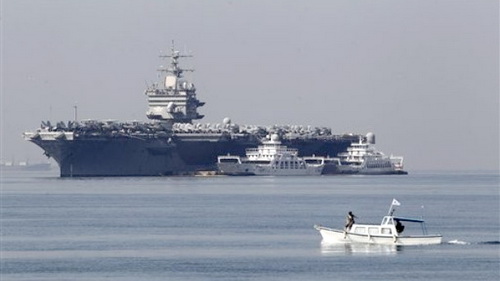 Mỹ đưa tàu sân bay thứ hai tới vùng Vịnh