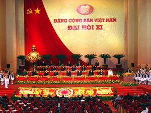 Thông cáo ngày làm việc thứ nhất Đại hội Đảng XI 