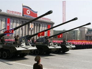 Triều Tiên khoe vũ khí hạng nặng tại lễ duyệt binh