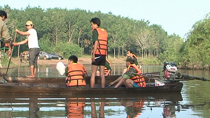 Khởi tố vợ chồng chủ xuồng l&agrave;m 7 phụ nữ chết