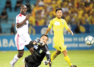 Hà Nội T&T đại bại