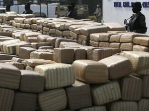 Mexico: Bắt giữ nhiều tướng liên quan đến ma túy