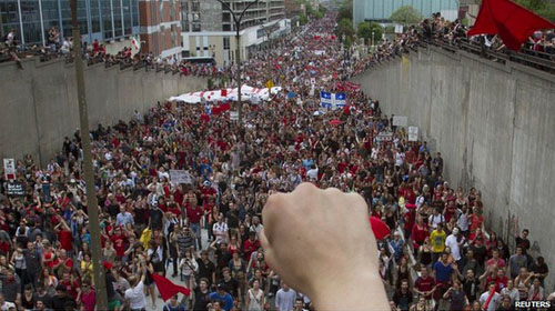 Canada: chống “luật dùi cui”