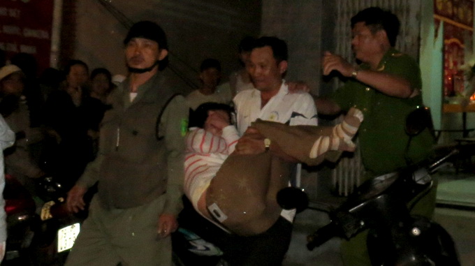 Một phụ nữ bị đ&acirc;m chết trong nh&agrave; c&ocirc; gi&aacute;o cũ