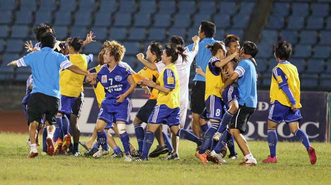 Giải bóng đá nữ VĐQG - Thái Sơn Bắc 2012: Than Khoáng Sản Việt Nam xứng đáng đăng quang 