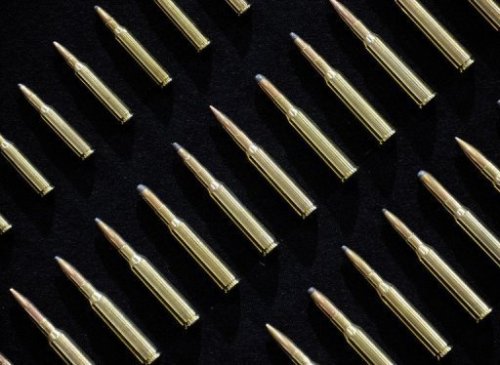 Mua bán đạn dược thế giới đạt 4 tỉ USD/năm