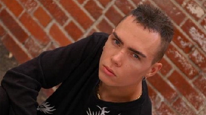 Truy nã diễn viên gửi bưu phẩm thi thể người