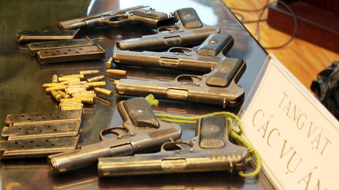 Bắt ba đối tượng đột nhập trại giam trộm 6 khẩu K54