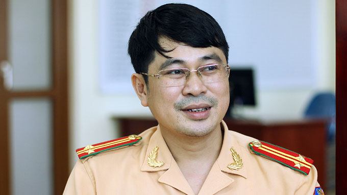 Sao phải th&ocirc;ng b&aacute;o việc b&aacute;n, tặng xe?