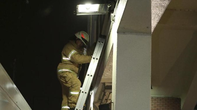  Nổ ở đường xe điện ngầm, 11 người bị thương