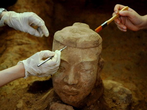 Trung Quốc khai quật hơn 100 tượng chiến binh cổ