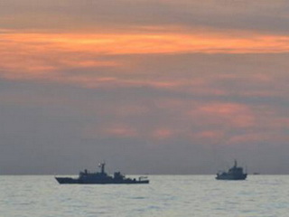 Đến lượt Trung Quốc rút tàu khỏi bãi cạn Scarborough